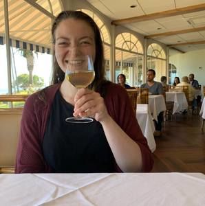 Meet your Posher, Julia